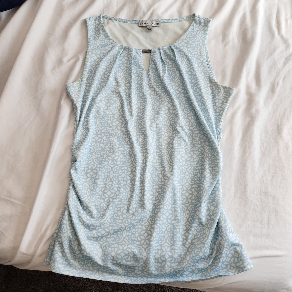 Larry Levine sleeveless top